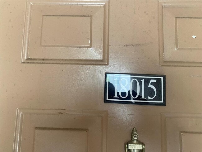 18015 Villa Creek Dr in Tampa, FL - Building Photo - Building Photo