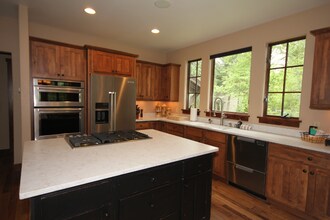 1141 Meadowlark Ln in Whitefish, MT - Building Photo - Building Photo