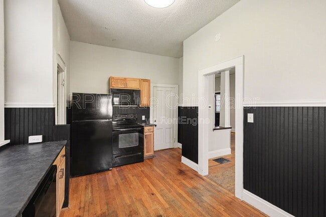 2220 Salvador St in Cincinnati, OH - Building Photo - Building Photo