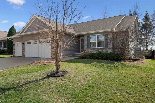 660 Galway Dr in Iowa City, IA - Building Photo - Building Photo
