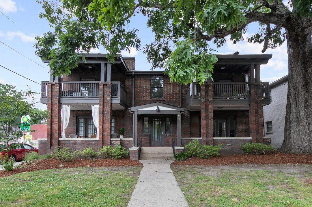 Greenview Apartments - Forest Park in Birmingham, AL - Building Photo