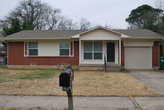 property at 2005 Shawnee St