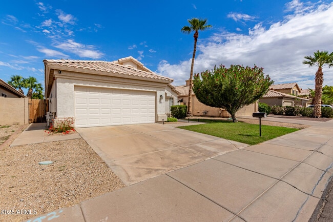 8690 E Mescal St in Scottsdale, AZ - Building Photo - Building Photo