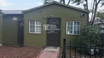 170 E Claremont St in Pasadena, CA - Building Photo