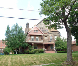 340 S Winebiddle St in Pittsburgh, PA - Foto de edificio - Building Photo