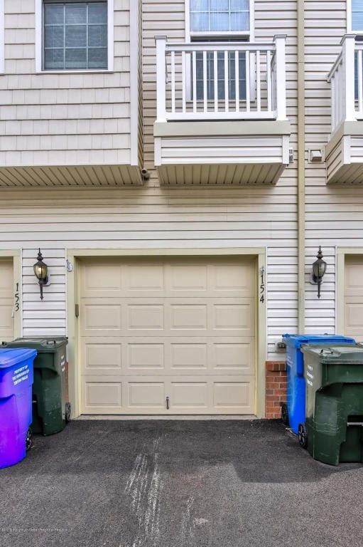 154 Kyle Dr, Unit 154 in Tinton Falls, NJ - Building Photo - Building Photo