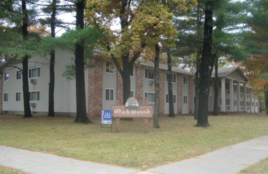 Oakwood Apartments in Wisconsin Rapids, WI - Building Photo