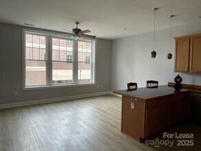 141 W Main Ave in Gastonia, NC - Building Photo - Building Photo