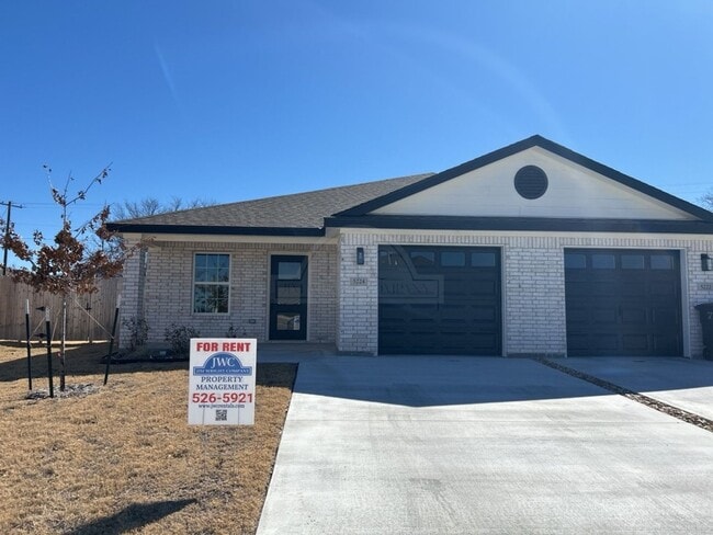 property at 5224 Rose Gdn Lp