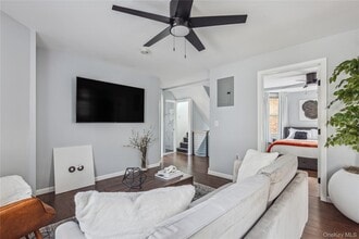 450 Dunham Ave in Mount Vernon, NY - Building Photo - Building Photo