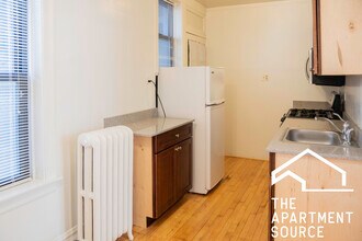 1425 W Cullom Ave in Chicago, IL - Building Photo - Building Photo