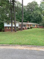 2791 Handy Dr NW in Atlanta, GA - Building Photo