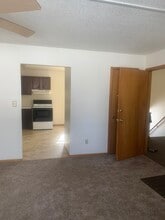 305 E 1st St, Unit #2 in Trent, SD - Building Photo - Building Photo