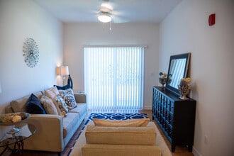 1553 Florida Mango Rd in West Palm Beach, FL - Building Photo - Building Photo