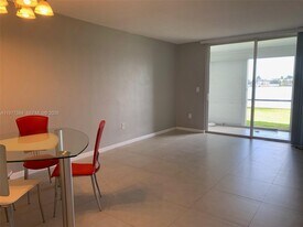 3010 Marcos Dr in Aventura, FL - Building Photo