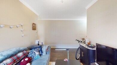 712 Shawmut Ave, Unit 2L in Boston, MA - Building Photo - Building Photo