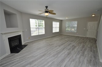 325 Texanna Way in Holly Springs, NC - Building Photo - Building Photo