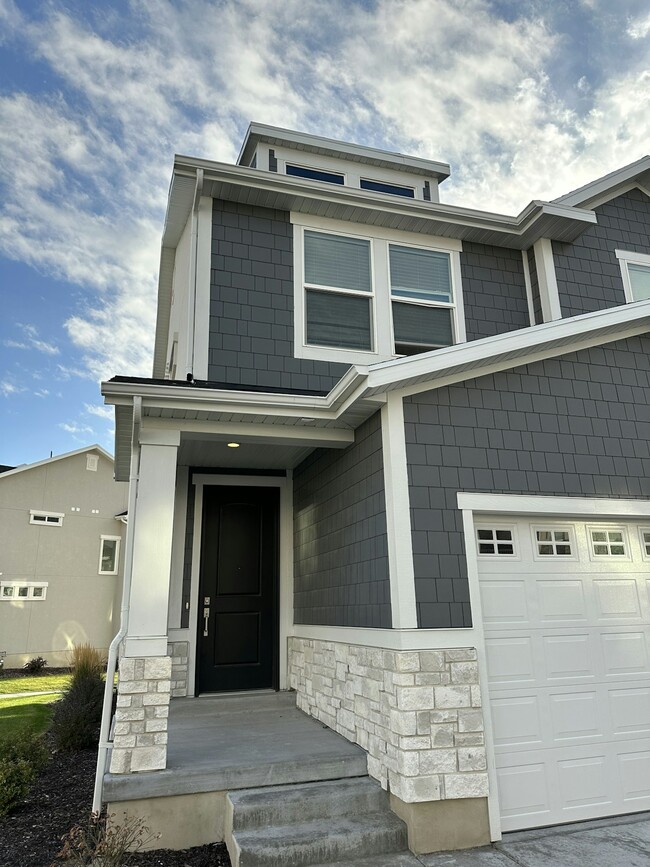 13103 Keegan Dr in Herriman, UT - Building Photo - Building Photo