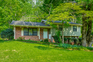 218 Townsend Cir in Ringgold, GA - Building Photo