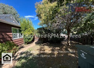460 Sleeper Ave in Mountain View, CA - Building Photo - Building Photo