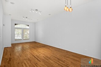 2744 W Warren Blvd in Chicago, IL - Building Photo - Building Photo