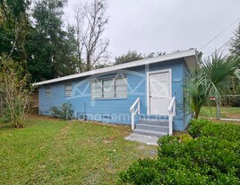1922 Maclean Rd in Jacksonville, FL - Building Photo
