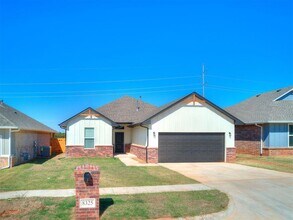 8325 NW 163rd Ter in Edmond, OK - Building Photo - Building Photo