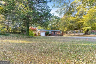 920 Vfw Dr in Stone Mountain, GA - Building Photo - Building Photo