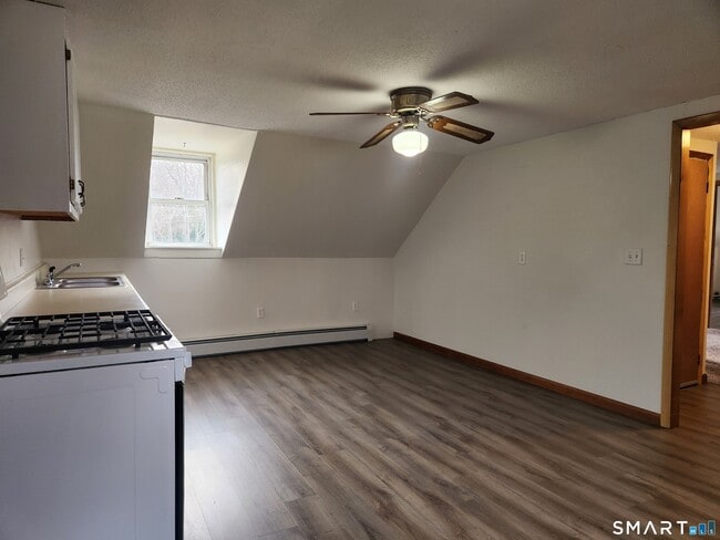 9 Morrison St in Vernon, CT - Building Photo - Building Photo