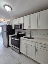 933 W 7th St in Riviera Beach, FL - Building Photo - Building Photo