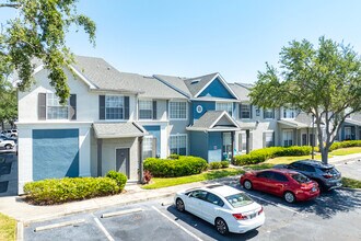 2211 Grand Isle in Brandon, FL - Building Photo - Building Photo