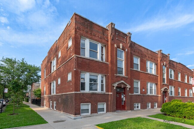 property at 3601 W Le Moyne St
