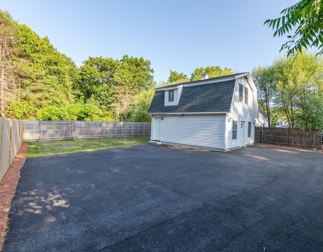 56 Pine St in Peabody, MA - Building Photo - Building Photo