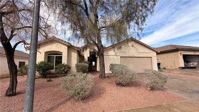 612 Coolidge Ave in Henderson, NV - Building Photo - Building Photo