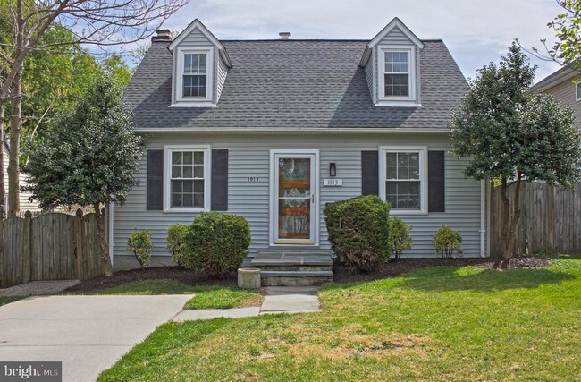 1013 Crawford Dr in Rockville, MD - Building Photo - Building Photo