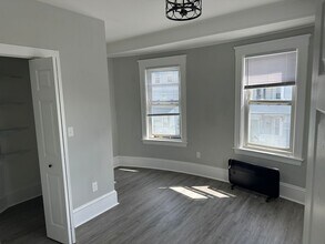 26 Douglas St in Worcester, MA - Building Photo - Building Photo