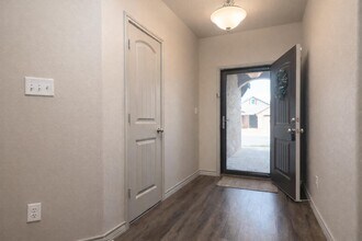 5305 Kemper St in Lubbock, TX - Building Photo - Building Photo