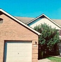 1361 Eastwick Way in Pickerington, OH - Building Photo