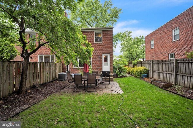 2901 Mosby St in Alexandria, VA - Building Photo - Building Photo
