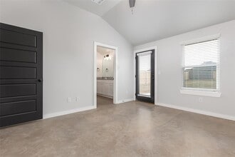 13324 Springcreek Dr in Oklahoma City, OK - Building Photo - Building Photo