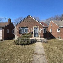 9747 Somerset Ave in Detroit, MI - Building Photo