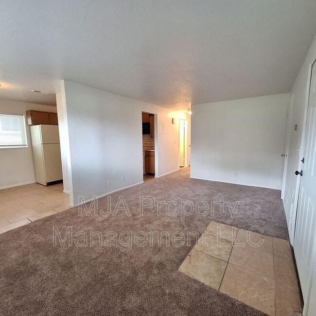 4642 S Arlington Park Dr in West Valley City, UT - Building Photo - Building Photo