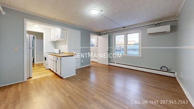 513 Main St in Vassalboro, ME - Building Photo - Building Photo