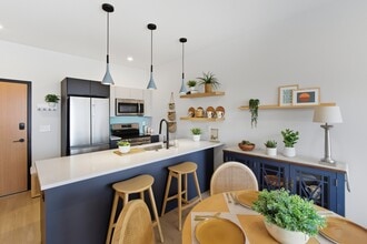 The Americana in Philadelphia, PA - Building Photo - Building Photo