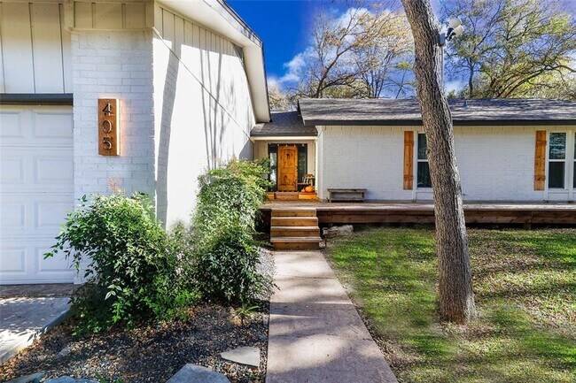 property at 405 Deerfoot Cir