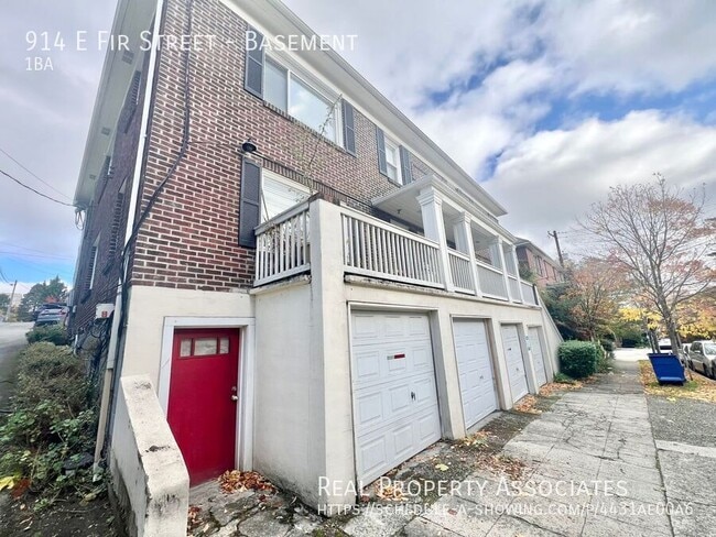 property at 914 E Fir St