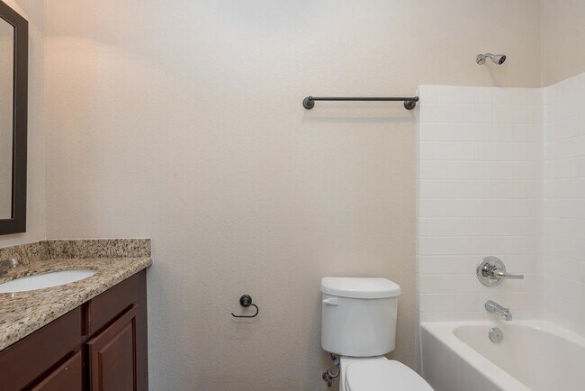607 Maryem St in College Station, TX - Building Photo - Building Photo