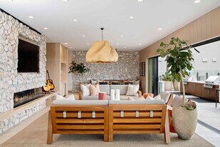 Denizen in San Diego, CA - Building Photo