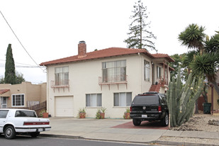 226-228 Harrison Ave in Redwood City, CA - Building Photo