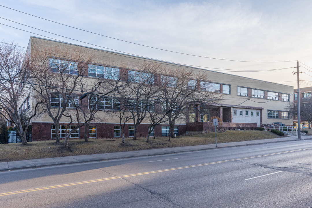 Franklin Lofts in Minneapolis, MN - Building Photo